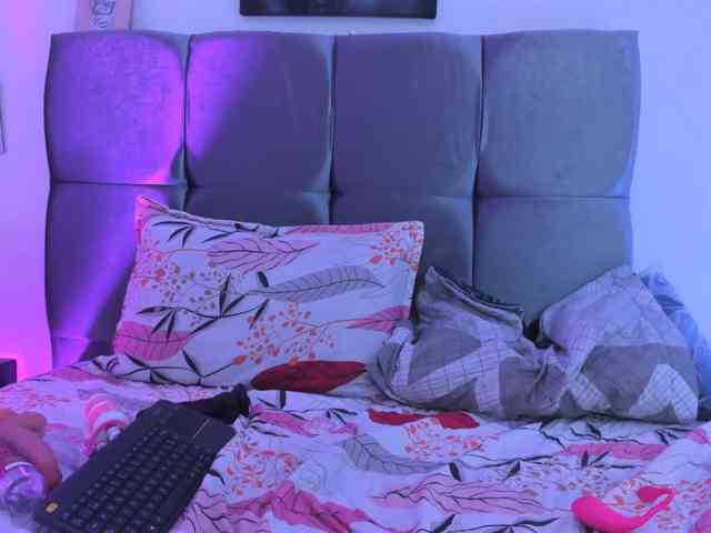 Natasha-wishx webcam
