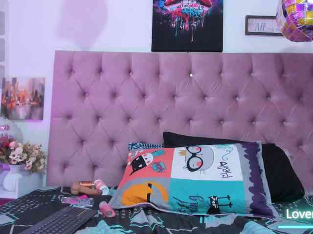 Natasha-wishx webcam
