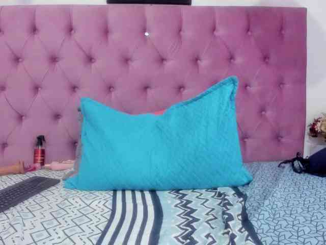 Natasha-wishx webcam