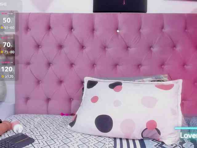 Natasha-wishx webcam