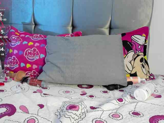 Natasha-wishx webcam