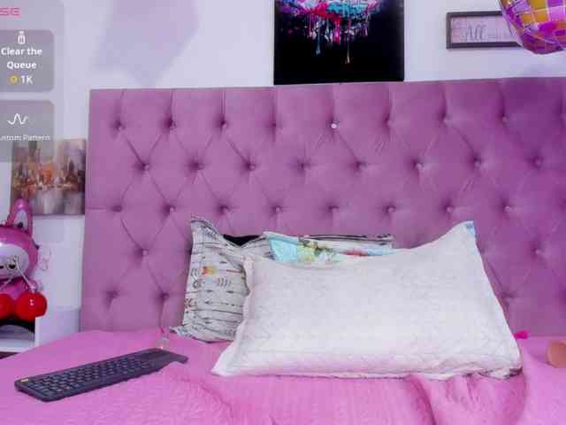 Natasha-wishx webcam