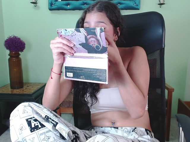 ChalonVera live cam on BongaCams
