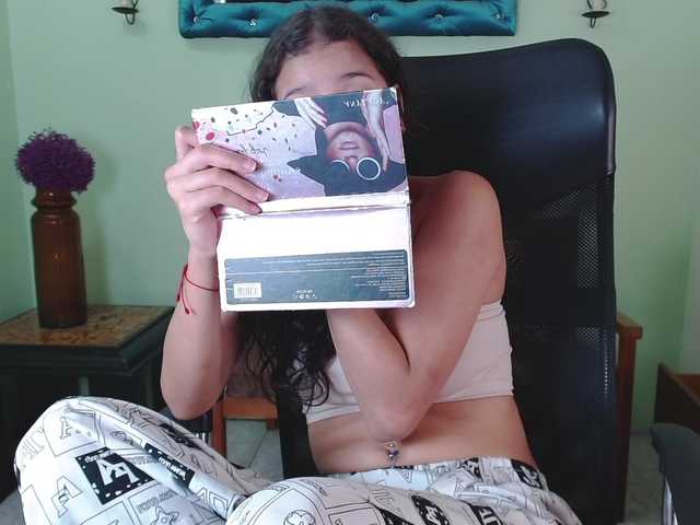 ChalonVera live cam on BongaCams