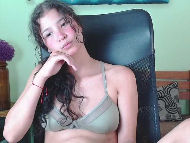 ChalonVera live cam on BongaCams