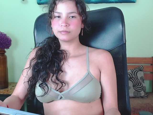 ChalonVera live cam on BongaCams