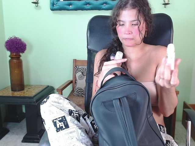 ChalonVera live cam on BongaCams