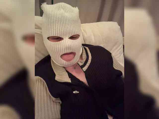 ChaseMePlease webcam