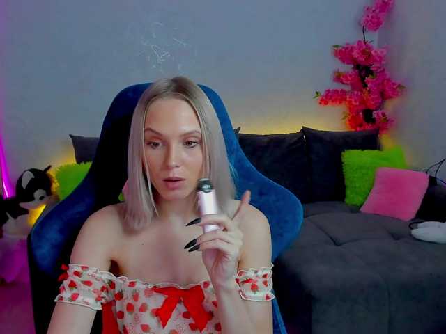 GinaGinaLove live cam on BongaCams