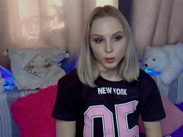 GinaGinaLove, live now on BongaCams