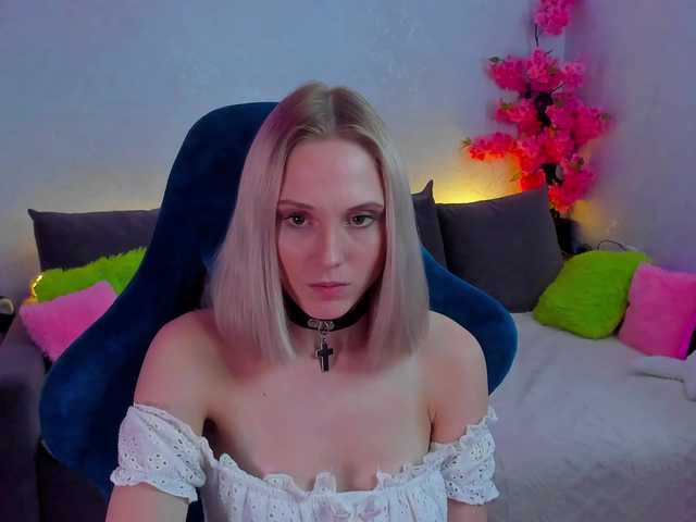 GinaGinaLove live cam