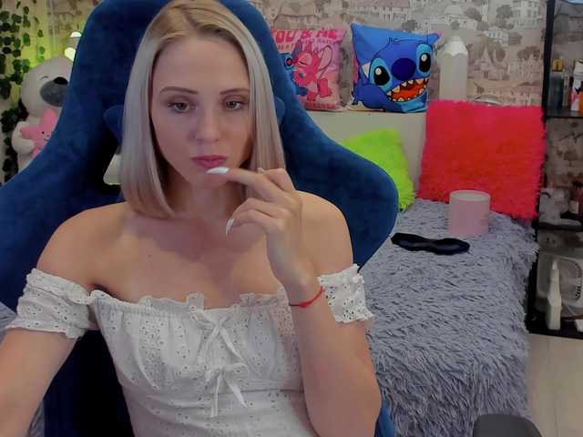 GinaGinaLove live webcam show