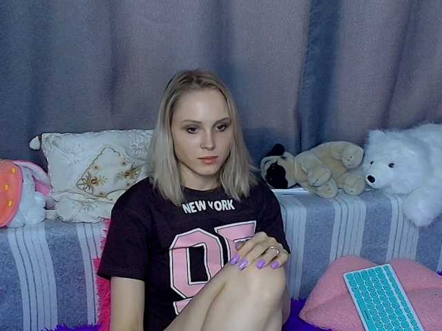 GinaGinaLove, live now on BongaCams
