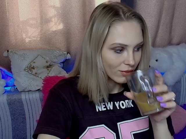 GinaGinaLove, live now on BongaCams