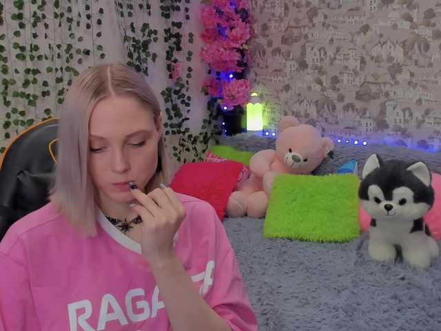 GinaGinaLove live cam on BongaCams
