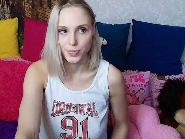 GinaGinaLove live cam on BongaCams