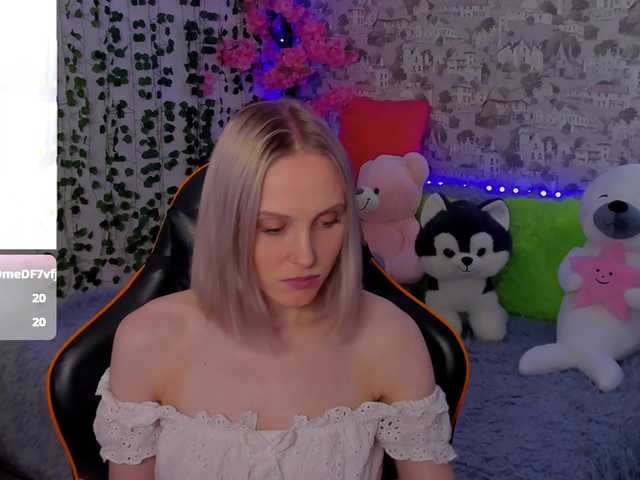 GinaGinaLove webcam
