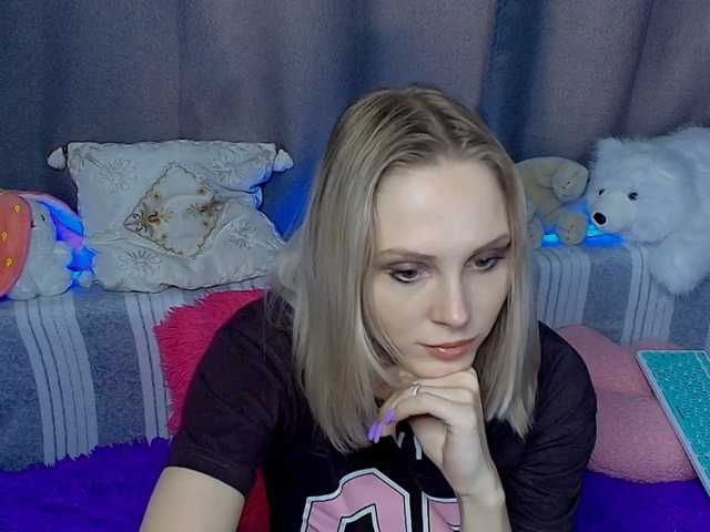 GinaGinaLove, live now on BongaCams