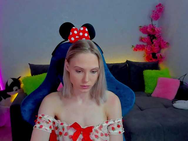 GinaGinaLove live cam on BongaCams