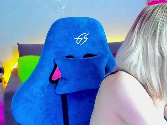 GinaGinaLove live cam on BongaCams