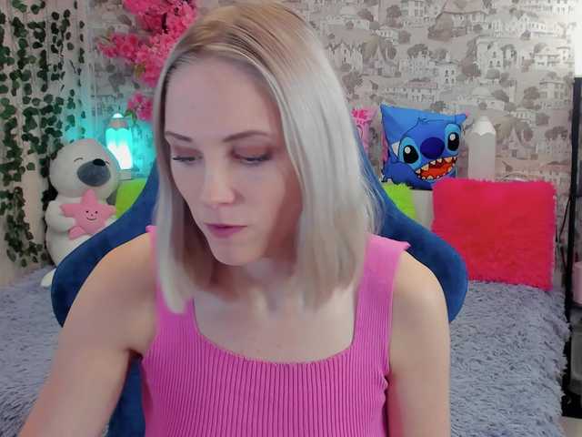 GinaGinaLove live webcam show