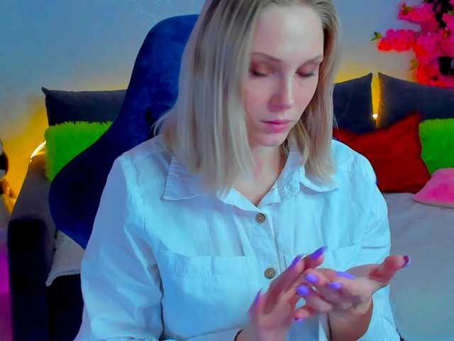 GinaGinaLove live cam on BongaCams
