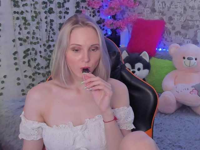 GinaGinaLove live cam on BongaCams