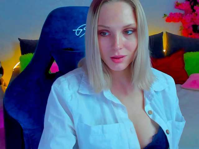 GinaGinaLove live cam on BongaCams