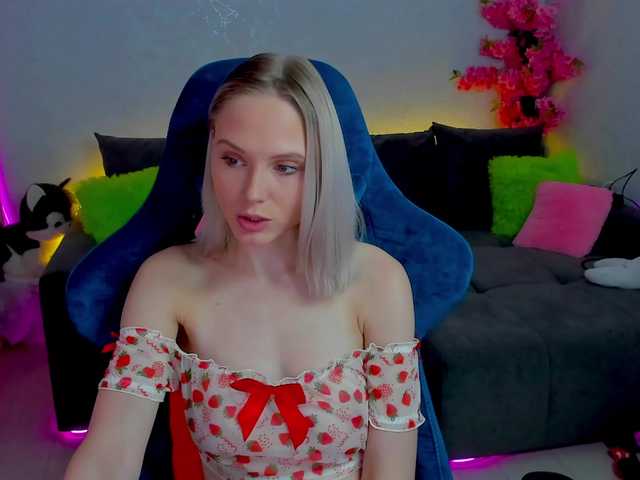 GinaGinaLove live cam on BongaCams
