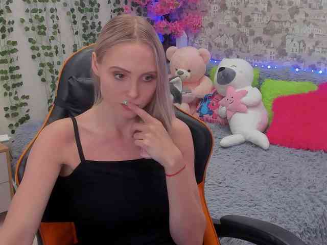 GinaGinaLove webcam