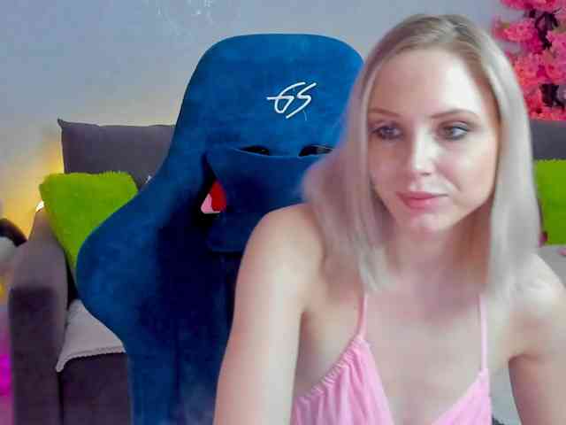 Вебкам-шоу GinaGinaLove