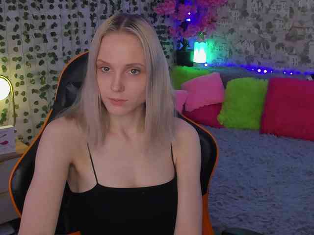 GinaGinaLove webcam