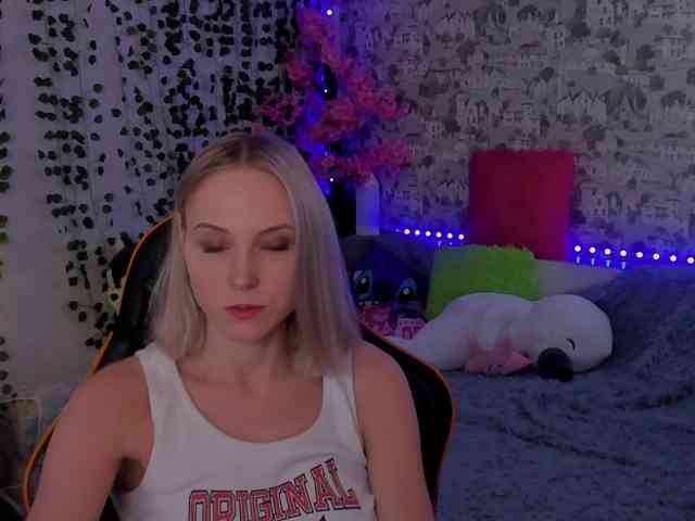 GinaGinaLove webcam