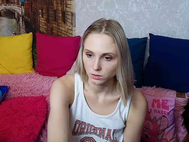 GinaGinaLove webcam
