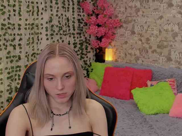 GinaGinaLove webcam