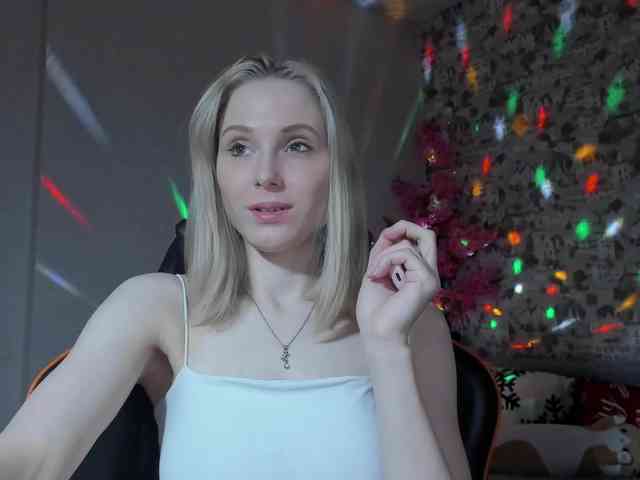 GinaGinaLove webcam