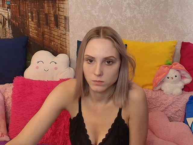 GinaGinaLove webcam