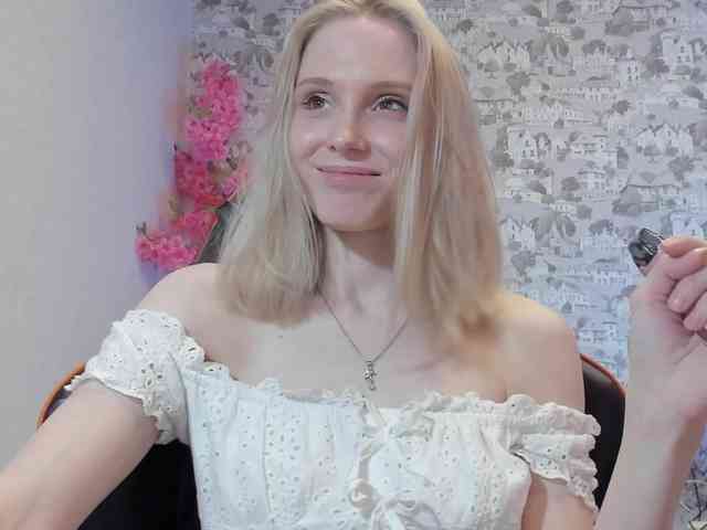 GinaGinaLove webcam