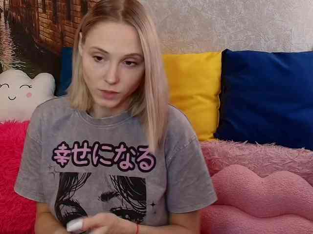 GinaGinaLove webcam