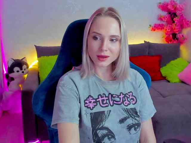GinaGinaLove webcam