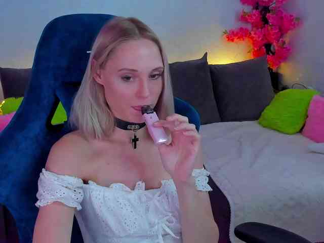 模特: GinaGinaLove