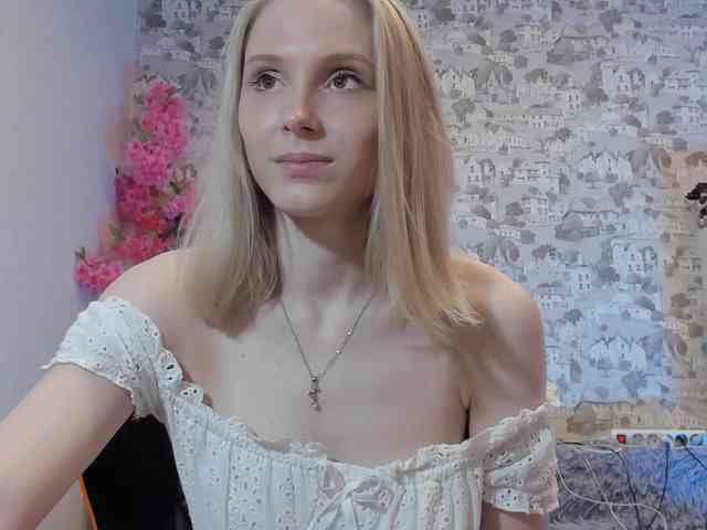 GinaGinaLove webcam