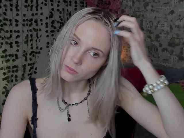 GinaGinaLove webcam