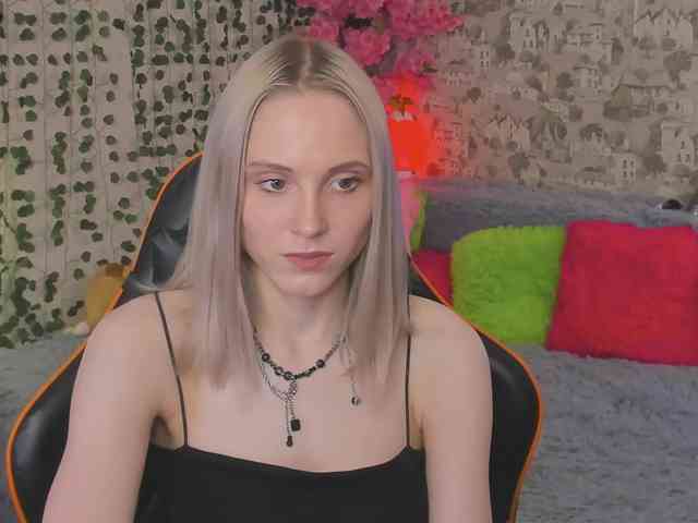 GinaGinaLove webcam
