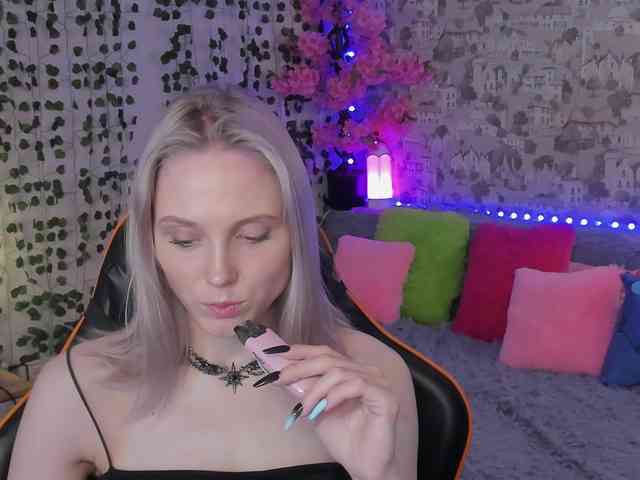 GinaGinaLove webcam