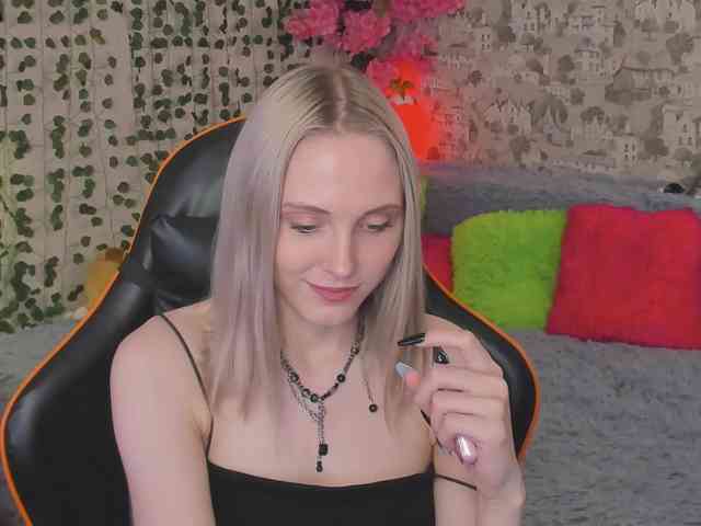 GinaGinaLove webcam