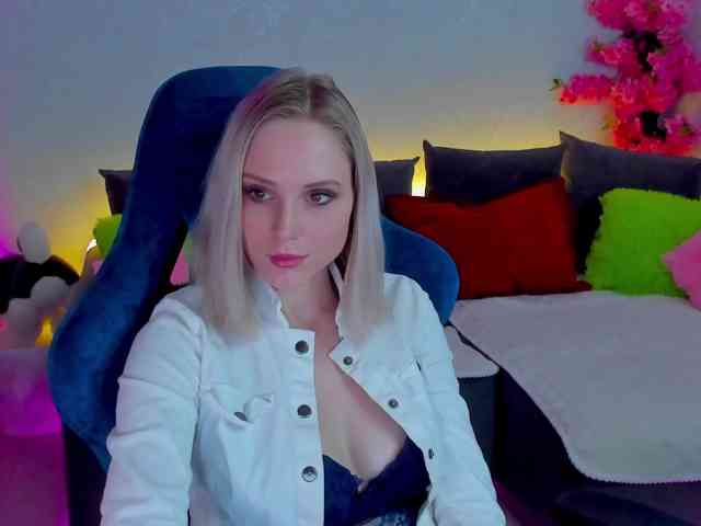 GinaGinaLove - Girl 