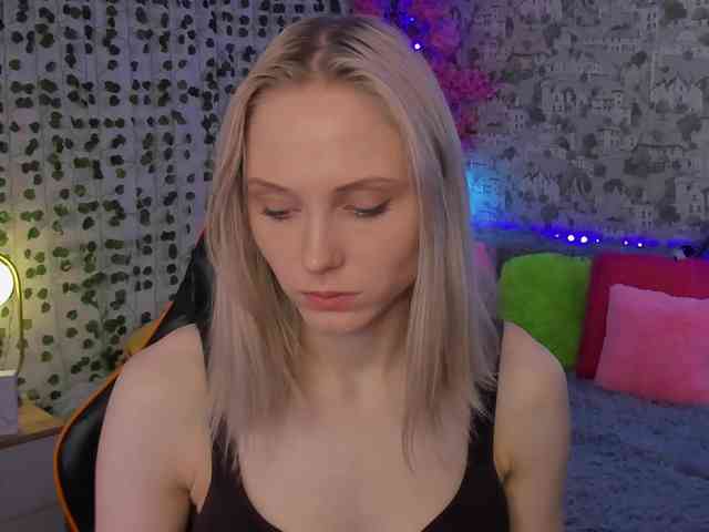 GinaGinaLove webcam