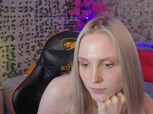 GinaGinaLove webcam