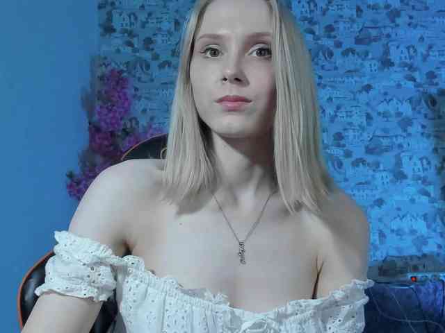 GinaGinaLove webcam